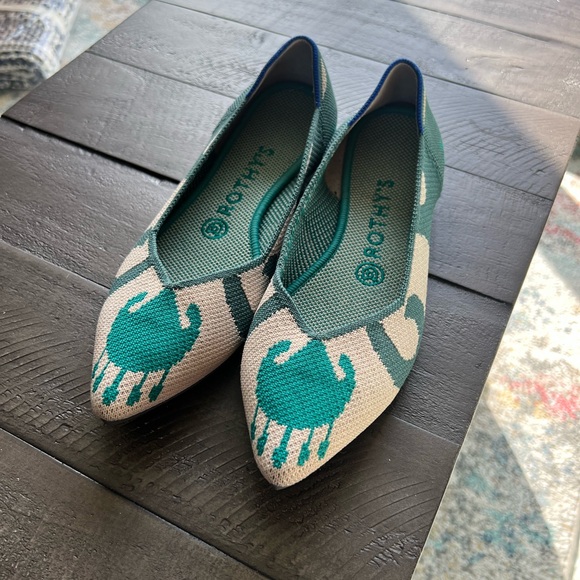 Never Worn Green Rothy’s NWOT - Picture 3 of 9